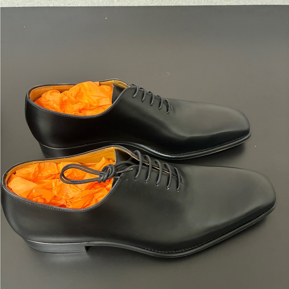 Magnanni Black Leather Oxford Dress Shoes